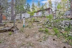 32159 Cove Cir, Running Springs, CA 92382 - Photo 7