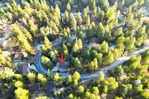 32159 Cove Cir, Running Springs, CA 92382 - Photo 21