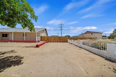 20548 Neuralia Road, California City, CA 93505 - Photo 11