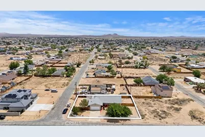 20548 Neuralia Road, California City, CA 93505 - Photo 5