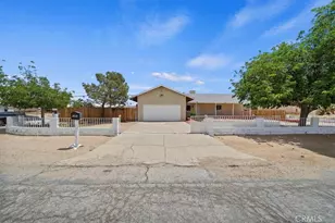 20548 Neuralia Rd, California City, CA 93505 - Photo 9