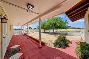 20548 Neuralia Rd, California City, CA 93505 - Photo 15