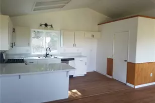 587 Spring Dr, Cedarpines Park, CA 92322 - Photo 5