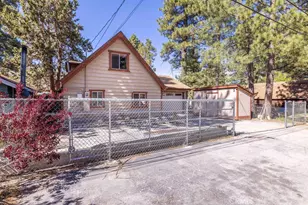 817 E Mountain View Blvd, Big Bear City, CA 92314 - Photo 33