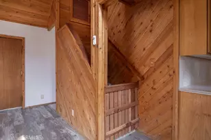 817 E Mountain View Blvd, Big Bear City, CA 92314 - Photo 21