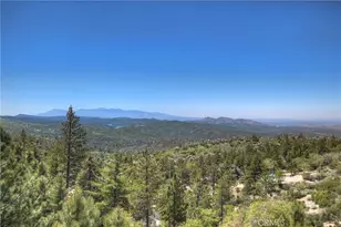 175 N Trails End Rd, Green Valley Lake, CA 92341 - Photo 7