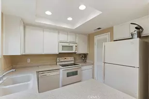 72864 Roy Emerson Ln, Palm Desert, CA 92260 - Photo 9