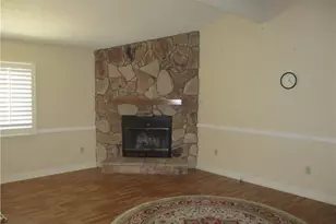 24515 California Ave, Hemet, CA 92545 - Photo 3