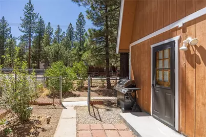 2076 8th Lane, Big Bear City, CA 92314 - Photo 29