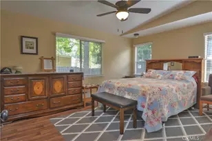 22899 Byron Rd, Crestline, CA 92322 - Photo 15