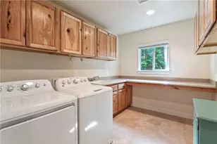 27376 Pinewood Dr, Lake Arrowhead, CA 92352 - Photo 49