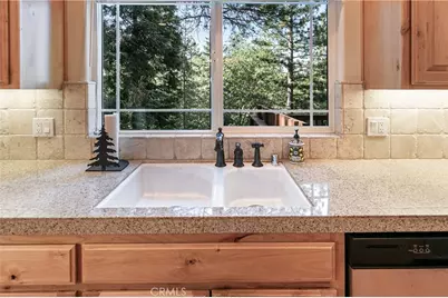 27376 Pinewood Drive, Lake Arrowhead, CA 92352 - Photo 15