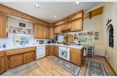 9187 Bonita Drive, Cherry Valley, CA 92223 - Photo 11