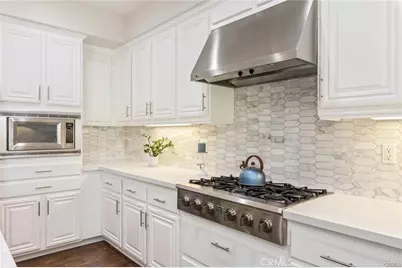 27840 Pointe Breeze Drive, Menifee, CA 92585 - Photo 9