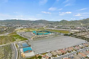 29306 Summer House Ln, Lake Elsinore, CA 92530 - Photo 29