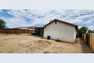15009 Hopland Street, Victorville, CA 92394 - Photo 31