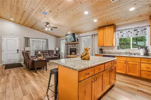 533 Sunset Ln, Sugarloaf, CA 92386 - Photo 11