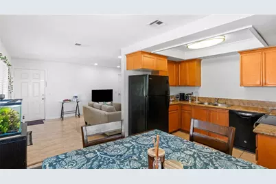 1598 Border Avenue #H, Corona, CA 92882 - Photo 9