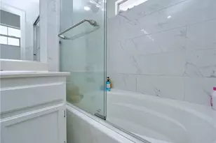 9550 Village Tree Dr, Elk Grove, CA 95758 - Photo 15