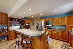 21645 Jobs Peak Rd, Cedarpines Park, CA 92322 - Photo 19