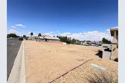 13145 Autumn Leaves Avenue, Victorville, CA 92395 - Photo 3