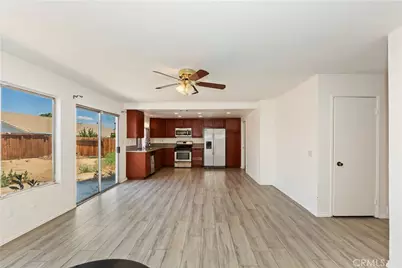 13534 Ironstone Avenue, Victorville, CA 92392 - Photo 11