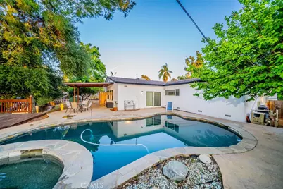 533 Via Vista Dr, Redlands, CA 92373 - Photo 11