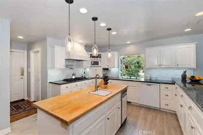 27781 St Bernard Lane, Lake Arrowhead, CA 92352 - Photo 9