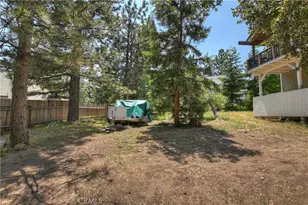 27781 St Bernard Ln, Lake Arrowhead, CA 92352 - Photo 37