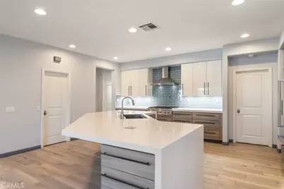 25380 Coral Canyon Road, Corona, CA 92883 - Photo 17