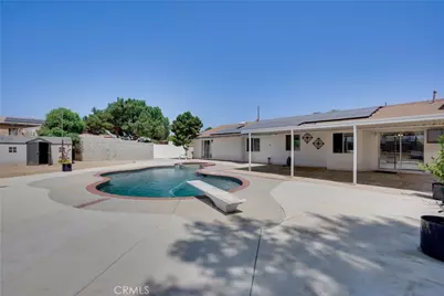 18825 Mariposa Avenue, Riverside, CA 92508 - Photo 9