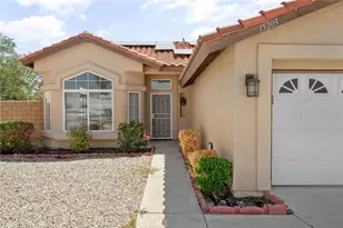 15203 Zircon Dr, Victorville, CA 92394 - Photo 3