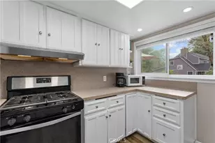 29289 Lakeview Dr, Cedar Glen, CA 92321 - Photo 23