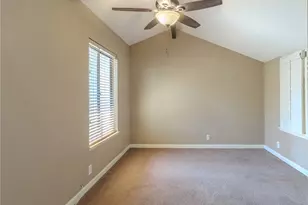 1974 E Lynwood Dr, San Bernardino, CA 92404 - Photo 23