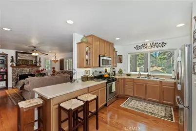 31816 Silver Spruce Drive, Running Springs, CA 92382 - Photo 7