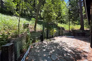 606 Crest Estates Dr, Lake Arrowhead, CA 92352 - Photo 17