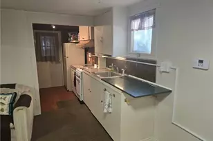 25035 Moon Dr, Crestline, CA 92325 - Photo 5