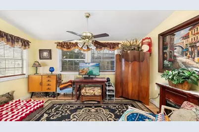 239 W 7th Street, Perris, CA 92570 - Photo 17