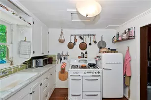 714 Blue Jay Canyon Rd, Lake Arrowhead, CA 92317 - Photo 9