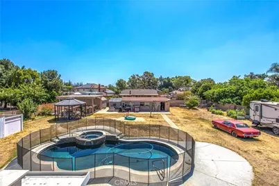 10735 Juniper Avenue, Fontana, CA 92337 - Photo 23