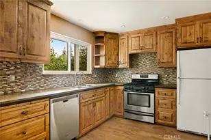 33159 Ridge Rd, Arrowbear, CA 92382 - Photo 7