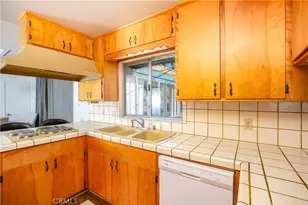 46404 Kings Canyon Rd, Lancaster, CA 93536 - Photo 9