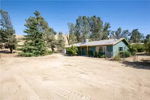 46404 Kings Canyon Rd, Lancaster, CA 93536 - Photo 1