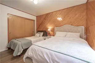 1004 Sugarloaf Blvd, Big Bear City, CA 92314 - Photo 11