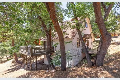 1118 Bruin Trail, Fawnskin, CA 92333 - Photo 3