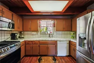 463 Delle Dr, Crestline, CA 92325 - Photo 9