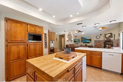 7245 Marilyn Drive, Corona, CA 92881 - Photo 49