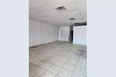 9295 Magnolia Avenue #104, Riverside, CA 92503 - Photo 17