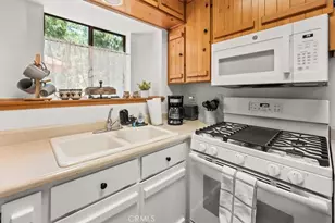 27511 Cappy Dr, Crest Park, CA 92326 - Photo 9