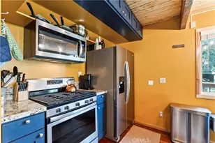 33475 Music Camp Rd, Arrowbear, CA 92382 - Photo 9